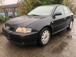 Schwarz Gebraucht 2002 Audi A3 Limousine | 750 € (Superpreis)