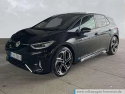 Grenadillschwarz metallic schw Gebraucht 2025 VW ID.3 GTX Kleinwagen | 54.990 €