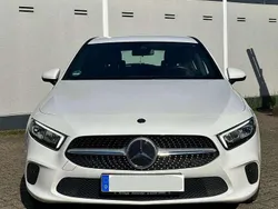 Weiß Gebraucht 2019 Mercedes A180 Kleinwagen | 19.750 € (Fairer Preis)
