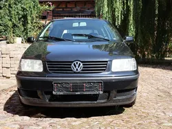 Schwarz Gebraucht 2002 VW Polo Kleinwagen | 500 € (Fairer Preis)