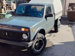 Gebraucht 2015 Lada Urban SUV | 8.500 € (Etwas zu teuer)