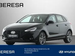 Andere Gebraucht 2016 Hyundai i30 YES! Silver Kombi | 10.980 € (Fairer Preis)