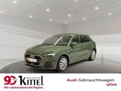Distriktgrün metallic Gebraucht 2024 Audi A1 Sportback Advanced Plus Kleinwagen | 23.990 € (Guter Preis)