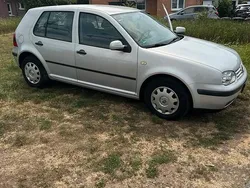 Silber Gebraucht 1999 VW Golf IV Kleinwagen | 1.040 € (Fairer Preis)