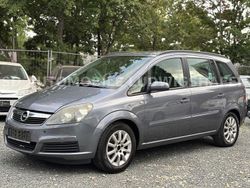 Grau Gebraucht 2006 Opel Zafira Sport Van / Kleinbus | 2.499 € (Fairer Preis)