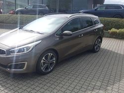 Beige metallic Gebraucht 2017 Kia Ceed Sportswagon Platinum Kombi | 16.990 € (Etwas zu teuer)