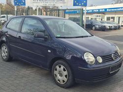 Indigoblau perleffekt Gebraucht 2004 VW Polo Basis Kleinwagen | 2.650 € (Fairer Preis)