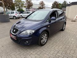 Blau Gebraucht 2011 Seat Altea XL Stylance Van / Kleinbus | 4.999 € (Fairer Preis)