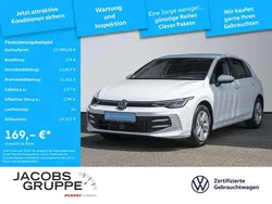 Weiß Gebraucht 2024 VW Golf VIII Life Limousine | 23.980 € (Guter Preis)