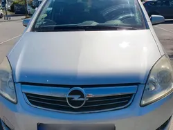 Silber Gebraucht 2009 Opel Zafira Van / Kleinbus | 850 € (Guter Preis)
