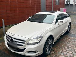 Weiß Gebraucht 2013 Mercedes CLS350 Kombi | 8.999 € (Guter Preis)