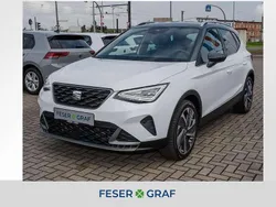 Nevada weiß metallic Gebraucht 2024 Seat Arona FR SUV | 21.440 € (Fairer Preis)