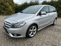 Silber Gebraucht 2012 Mercedes B180 Van / Kleinbus | 12.900 € (Fairer Preis)