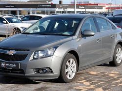 Grau Gebraucht 2010 Chevrolet Cruze LT Limousine | 4.600 € (Etwas zu teuer)