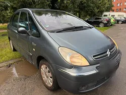 Grau Gebraucht 2007 Citroën Xsara Picasso Van / Kleinbus | 2.600 € (Fairer Preis)