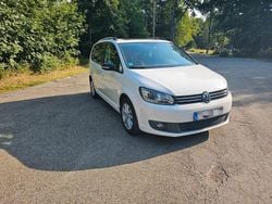 Weiß Gebraucht 2012 VW Touran Comfortline Van / Kleinbus | 7.200 € (Fairer Preis)