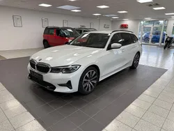 Weiß Gebraucht 2022 BMW 320 M Sport Limousine | 23.999 € (Superpreis)