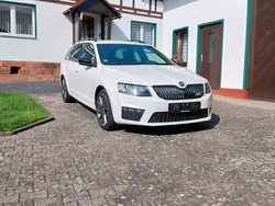 Weiß Gebraucht 2014 Skoda Octavia RS Kombi | 11.500 € (Guter Preis)