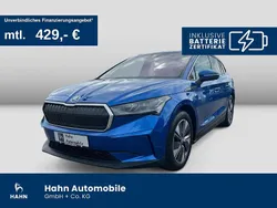 Blau Gebraucht 2022 Skoda Enyaq iV Loft SUV | 33.960 € (Guter Preis)