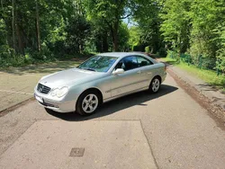 Silber Gebraucht 2005 Mercedes CLK200 Avantgarde Coupé | 6.499 € (Guter Preis)