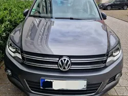 Grau Gebraucht 2015 VW Tiguan SUV | 15.990 € (Guter Preis)