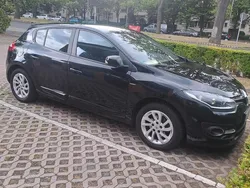 Schwarz Gebraucht 2014 Renault Mégane III Initiale Paris Limousine | 4.750 € (Guter Preis)