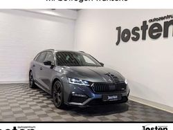 Grau (quarzgrau metallic) Gebraucht 2022 Skoda Octavia RS Limousine | 27.590 € (Guter Preis)
