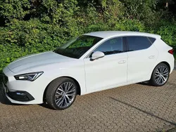 Weiß Gebraucht 2020 Seat Leon XCELLENCE Limousine | 18.700 € (Fairer Preis)
