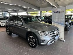 Grau Gebraucht 2021 Mercedes 200 SUV | 32.700 € (Teuer)