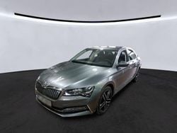 Grau Gebraucht 2022 Skoda Superb | 22.900 € (Guter Preis)