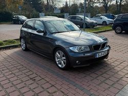 Grau Gebraucht 2005 BMW 120 Kleinwagen | 4.600 € (Fairer Preis)