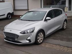 Silber Gebraucht 2020 Ford Focus Cool & Connect Limousine | 12.490 € (Fairer Preis)