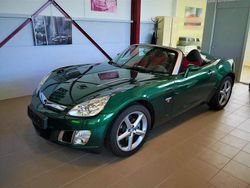 Grün Gebraucht 2010 Opel GT Cabrio | 26.500 €