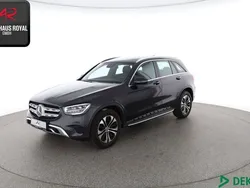 Grau Gebraucht 2022 Mercedes GLC220 AMG SUV | 40.880 € (Superpreis)