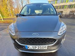 Grau Gebraucht 2019 Ford Fiesta S Limousine | 11.200 € (Guter Preis)