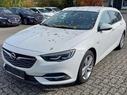 Weiß Gebraucht 2018 Opel Insignia Kombi | 7.999 € (Fairer Preis)