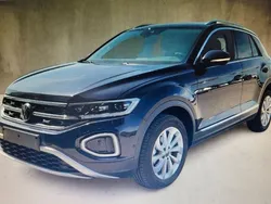 Schwarz Gebraucht 2023 VW T-Roc Style SUV | 28.650 € (Guter Preis)