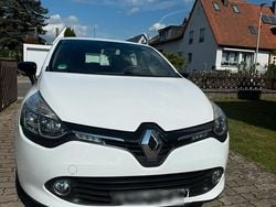 Weiß Gebraucht 2014 Renault Clio IV Initiale Paris Kleinwagen | 5.999 € (Guter Preis)
