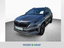 Graphite grau metallic Gebraucht 2023 Skoda Karoq SportLine SUV | 31.960 € (Fairer Preis)
