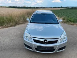 Grau Gebraucht 2008 Opel Vectra Kombi | 2.250 € (Guter Preis)