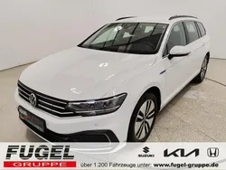 Pure white Gebraucht 2021 VW Passat GTE Kombi | 22.499 € (Superpreis)
