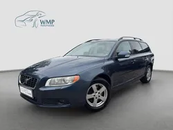 Blau Gebraucht 2008 Volvo V70 Momentum Kombi | 5.990 € (Fairer Preis)