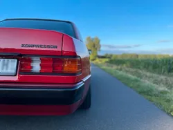 Rot Gebraucht 1991 Mercedes 190 Limousine | 39.900 €