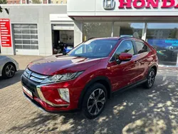 Dynamik rot (d) Gebraucht 2019 Mitsubishi Eclipse Cross Active SUV | 16.590 € (Fairer Preis)