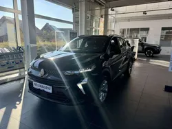Black pearlschwarz metallic Gebraucht 2024 Renault Captur Evolution SUV | 19.890 € (Guter Preis)