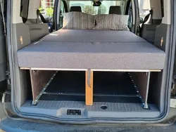Schwarz Gebraucht 2018 Ford Tourneo Connect Trend Van / Kleinbus | 14.000 € (Guter Preis)