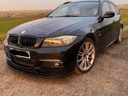 Schwarz Gebraucht 2011 BMW 320 Sport Line Kombi | 8.800 € (Teuer)