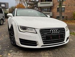 Weiß Gebraucht 2011 Audi A7 Ambiente Limousine | 15.999 € (Fairer Preis)