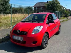 Rot Gebraucht 2008 Toyota Yaris Kleinwagen | 2.350 € (Fairer Preis)