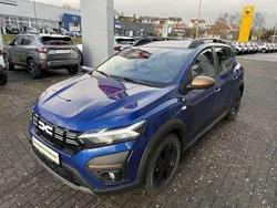 Ironblau Neu 2025 Dacia Sandero Extreme Kleinwagen | 19.820 € (Etwas zu teuer)